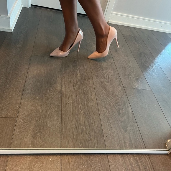 Pink rose stiletto pump heels. Rarely worn. Great condition - Picture 3 of 3